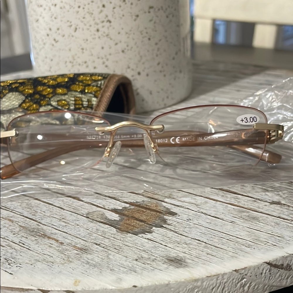 Gold Rimless Reading Glasses